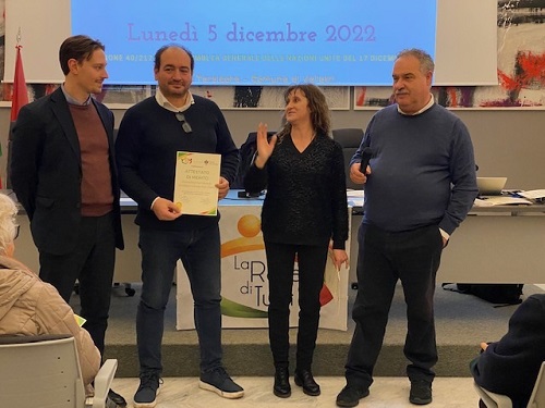 NELLA SALA TERSICORE DEL COMUNE DI VELLETRI. PREMIAZIONE DELLE ASSOCIAZIONI DI VOLONTARIATO DALLA RETE DELLE RETI ALLA PRESENZA DEL SINDACO ORLANDO POCCI