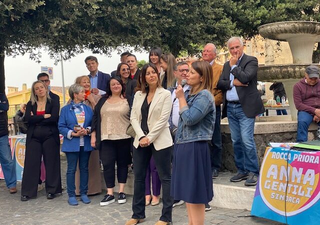 ANNA GENTILI PRESENTA LA SUA LISTA